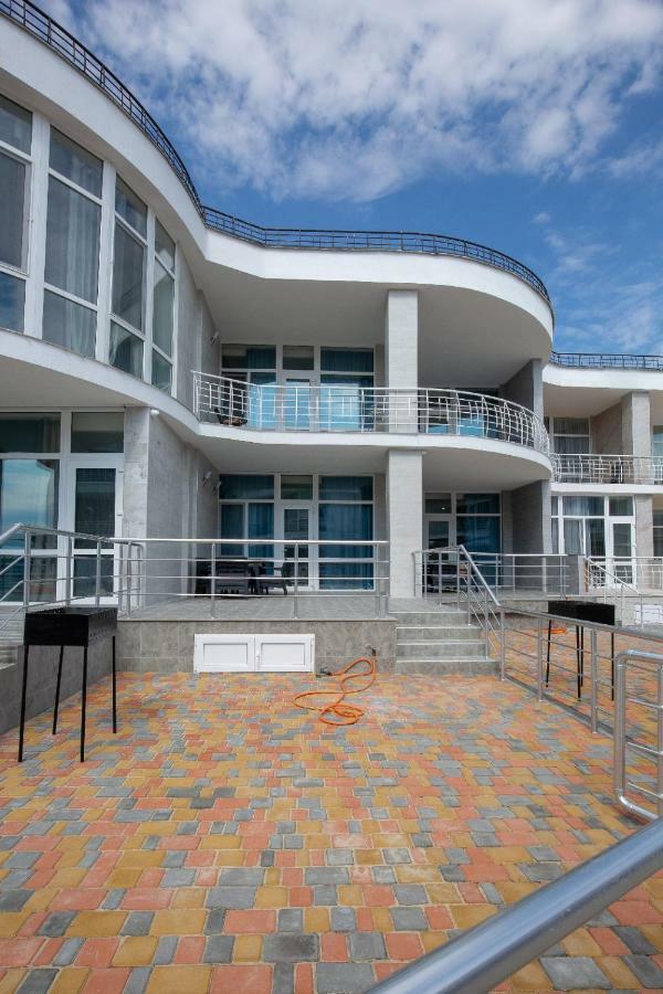 золотой бугаз Apartment Gribovka